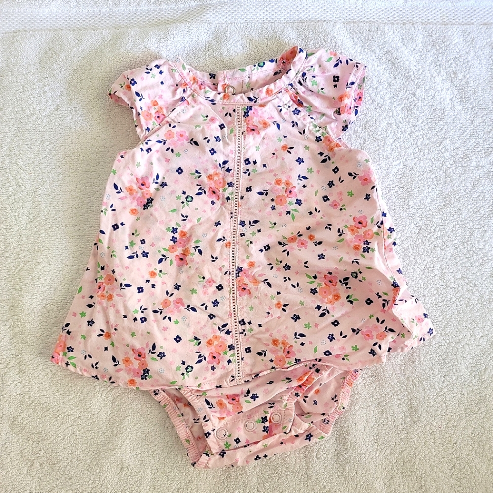6 month Carters bodysuit outfit with a fly back